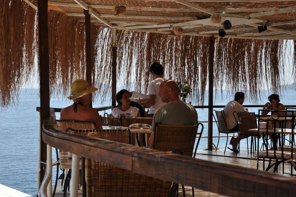 קלקן Caretta Hotel מראה חיצוני תמונה